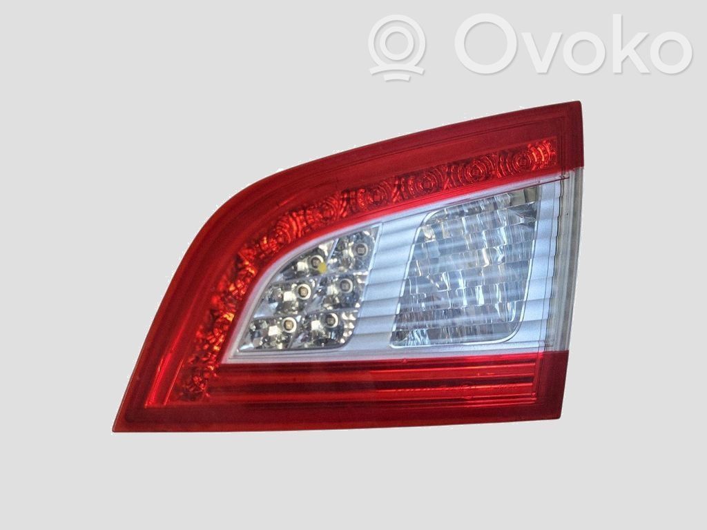 Peugeot 508 Luci posteriori del portellone del bagagliaio 