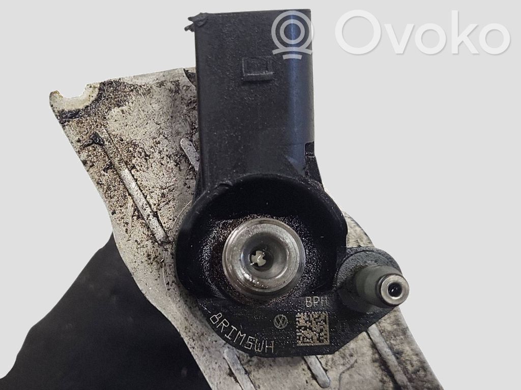 Volkswagen PASSAT B6 Injector combustibil 
