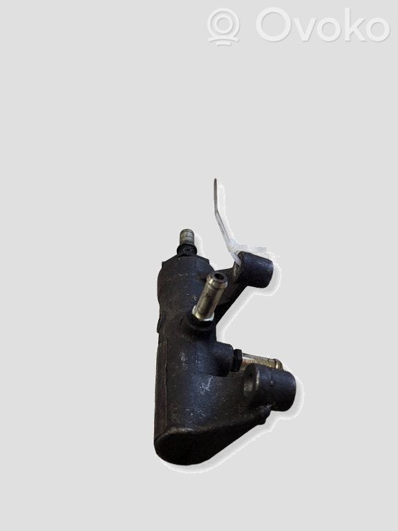 Opel Vectra C Régulateur de pression de carburant 