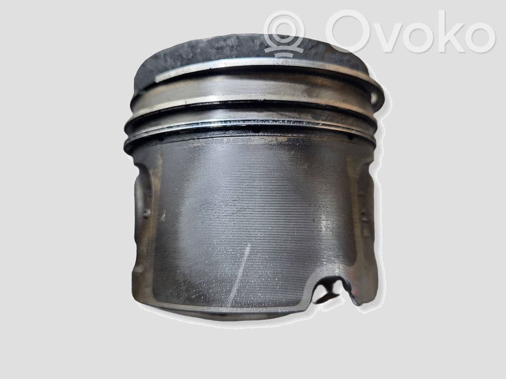 Tłok   N47