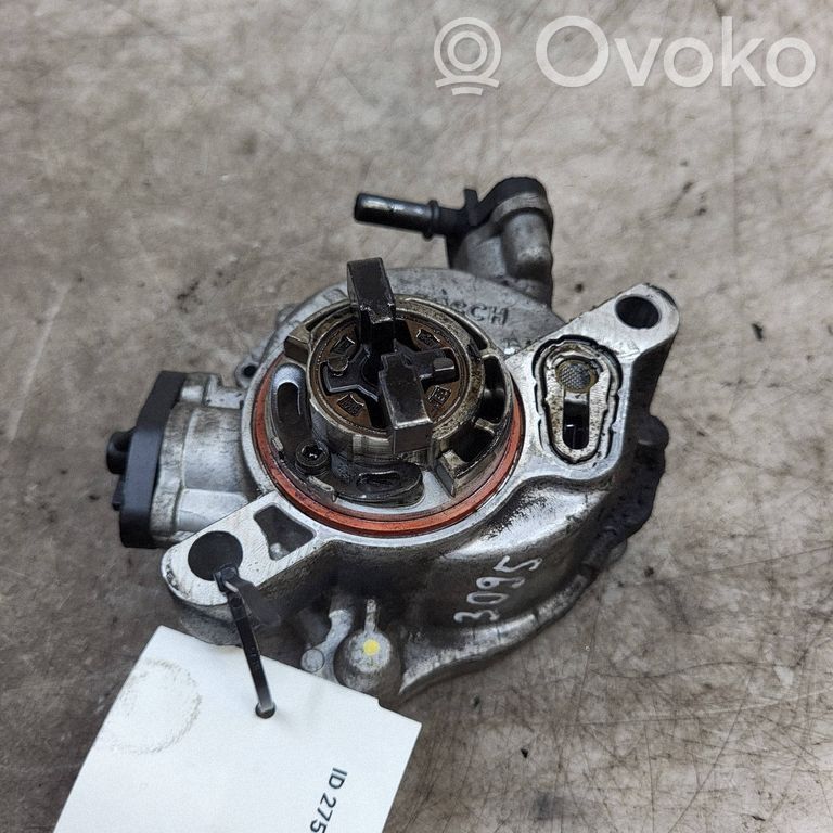 Volvo V60 Pompă vacuum 