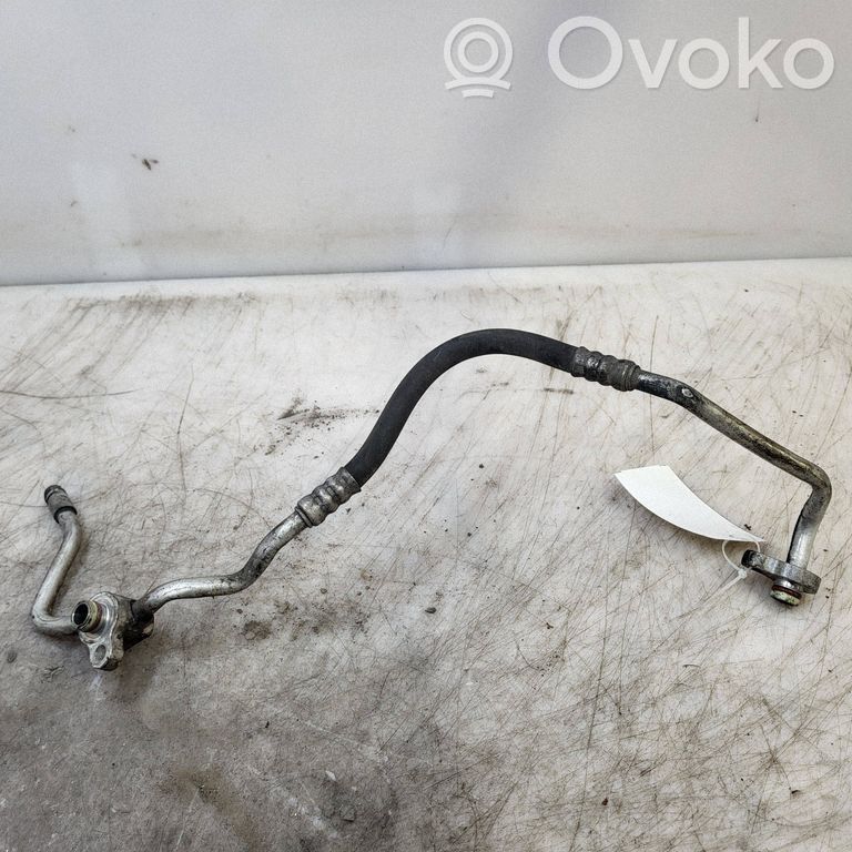 Ilmastointilaitteen putki (A/C)