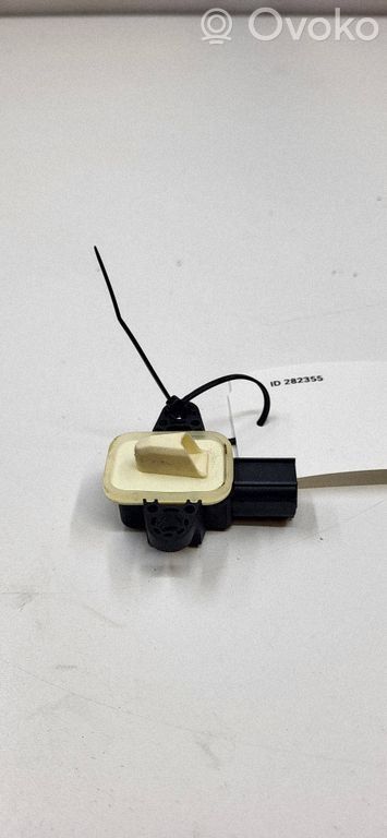Sensor impacto/accidente para activar Airbag   30798030