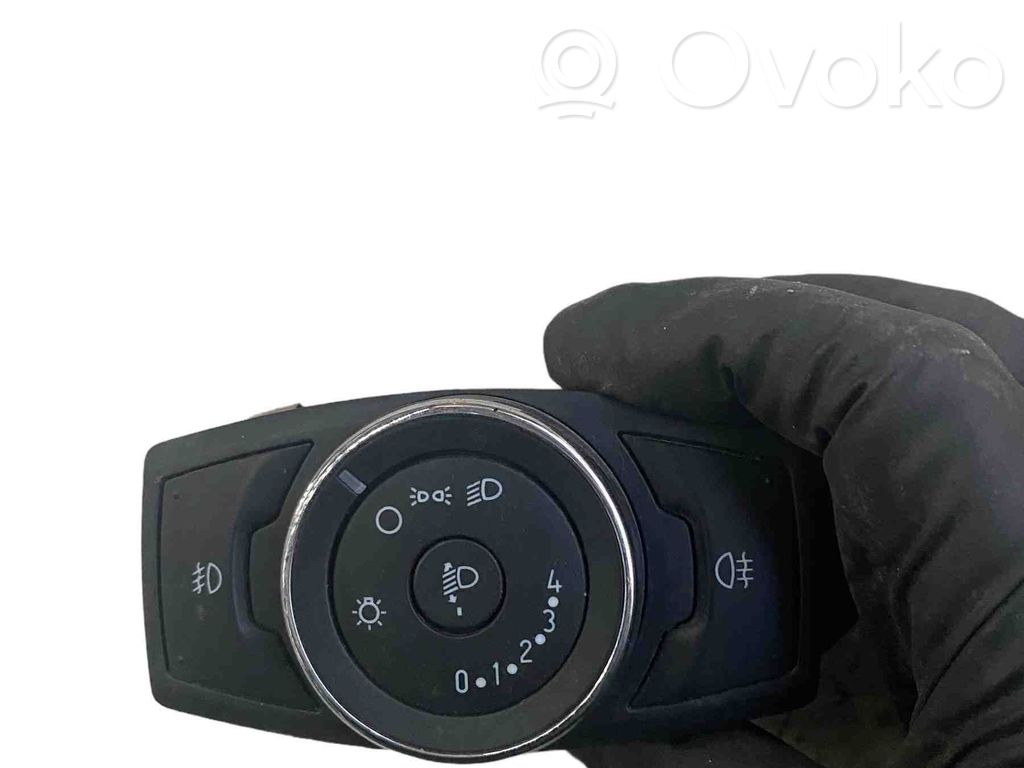 Ford Transit Включатель фонарей 