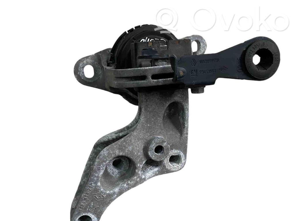 Engine mount bracket   112641371R
