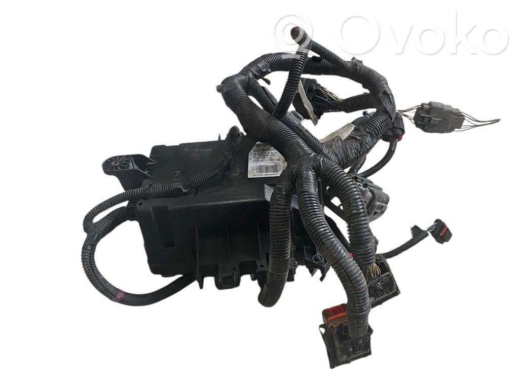 Sulakerasiasarja   BK3T9K499BBD