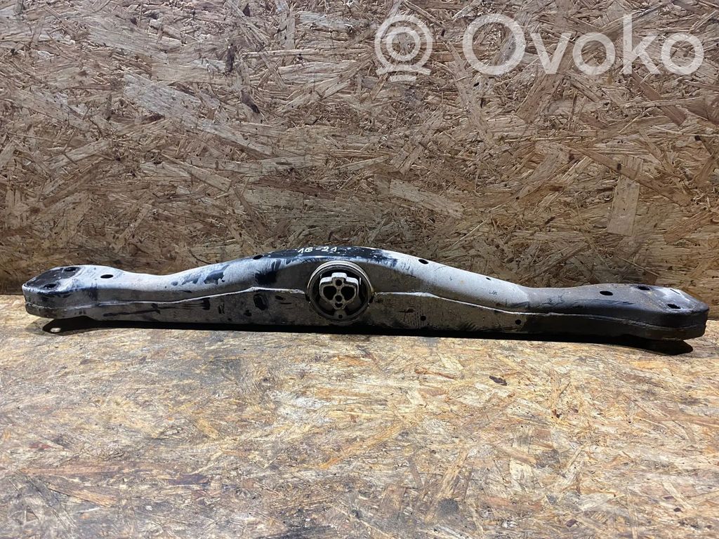 Audi Q7 4L Soporte de montaje de la caja de cambios 