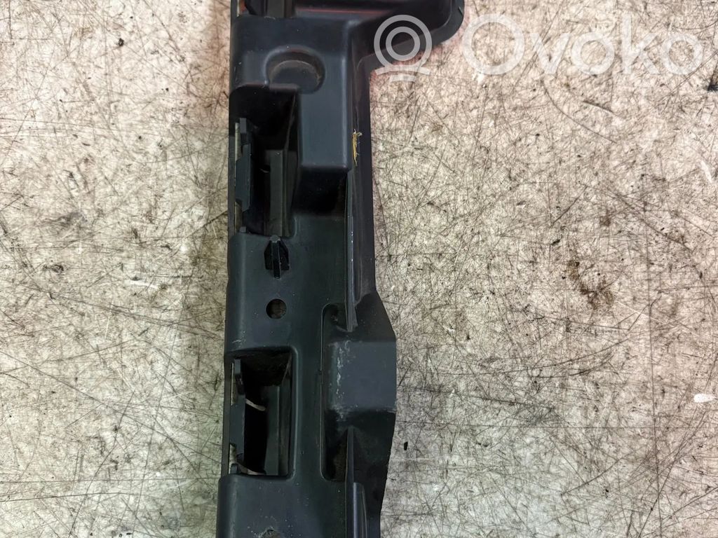 Front bumper mounting bracket   620430006R