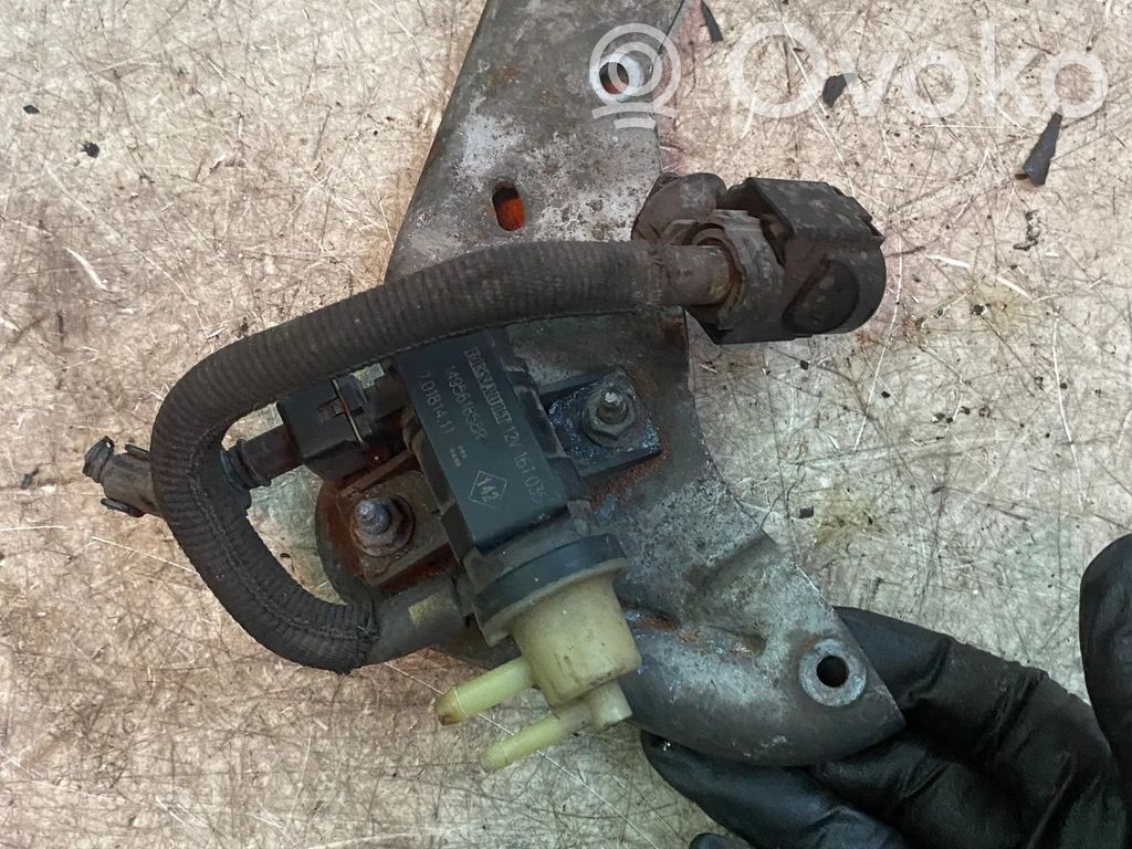Renault Master III Turbo solenoid valve 