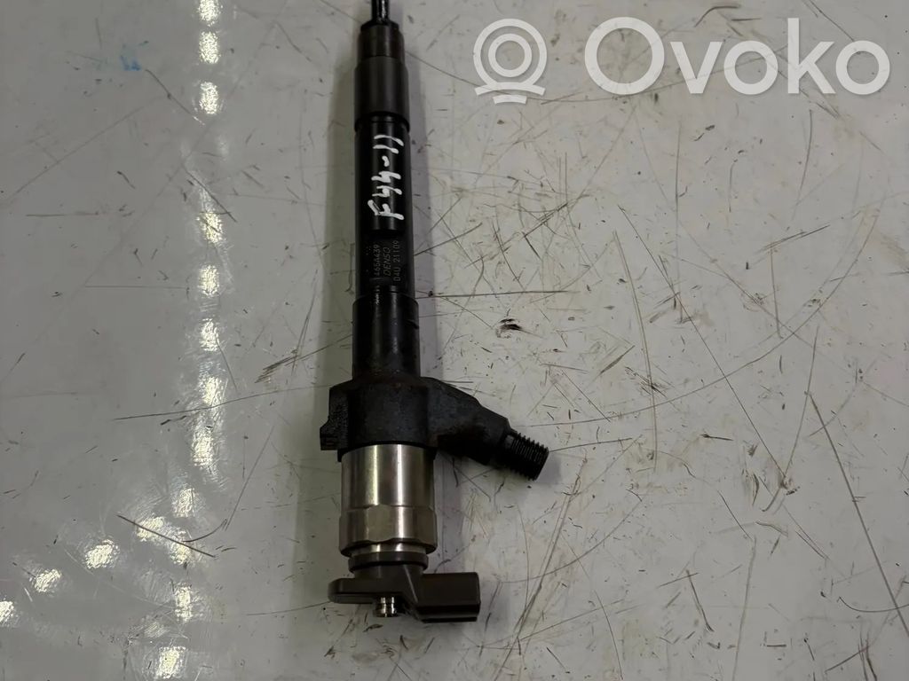 Mitsubishi L200 Inyector de combustible 