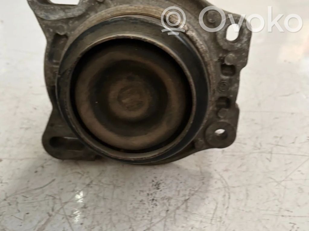 Ford Transit Engine mount bracket 