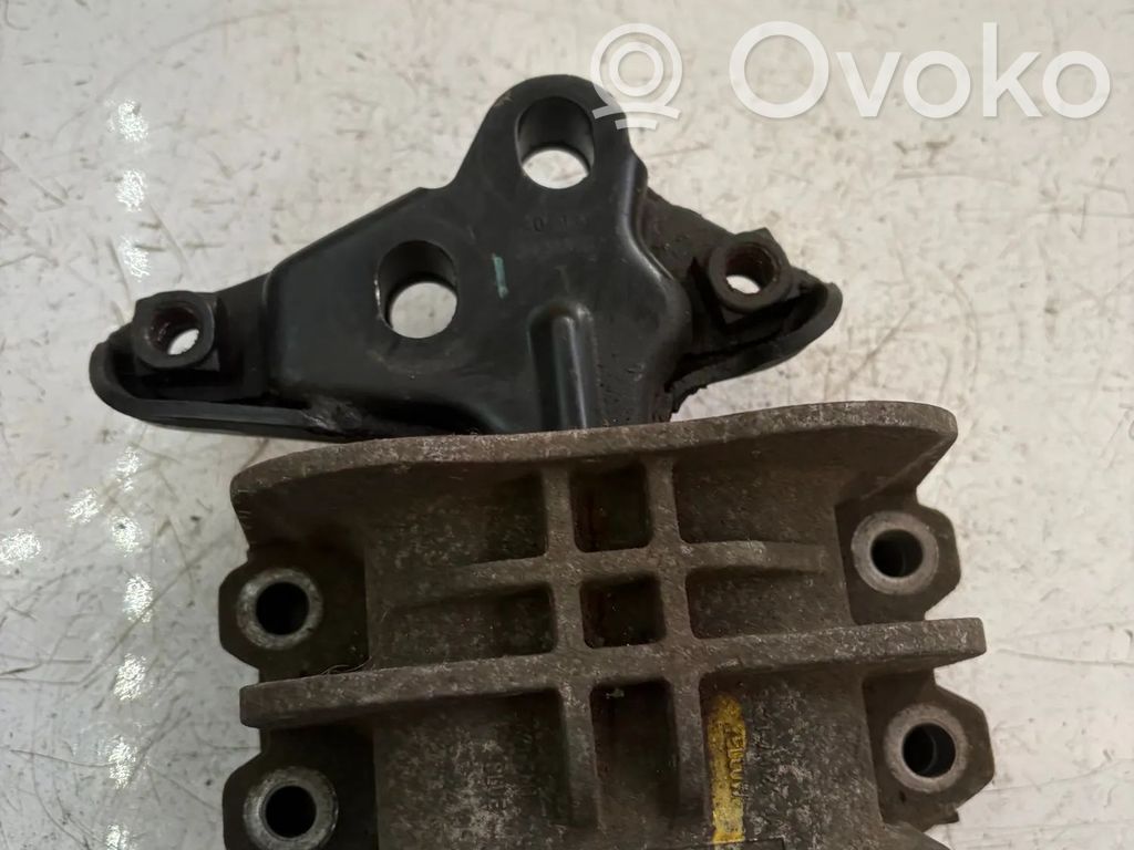Ford Transit Custom Gearbox mount 