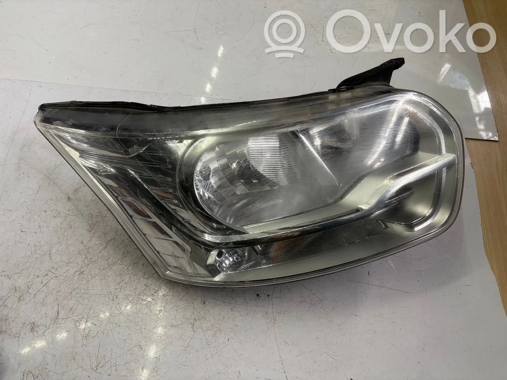 Ford Transit Phare frontale 