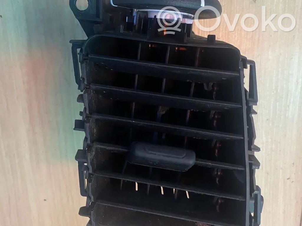 Część rury dolotu powietrza   JK21V018B08