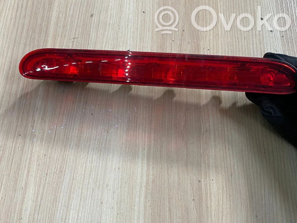 Opel Vivaro Third/center stoplight 