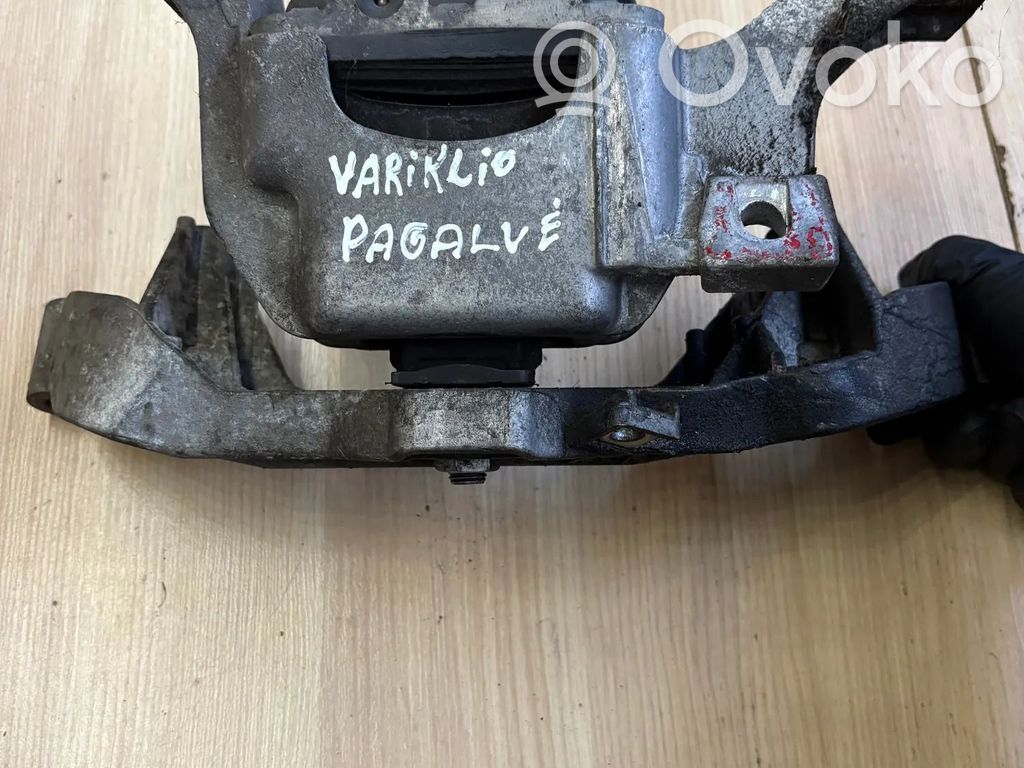 Mini One - Cooper Coupe R56 Engine mount bracket 