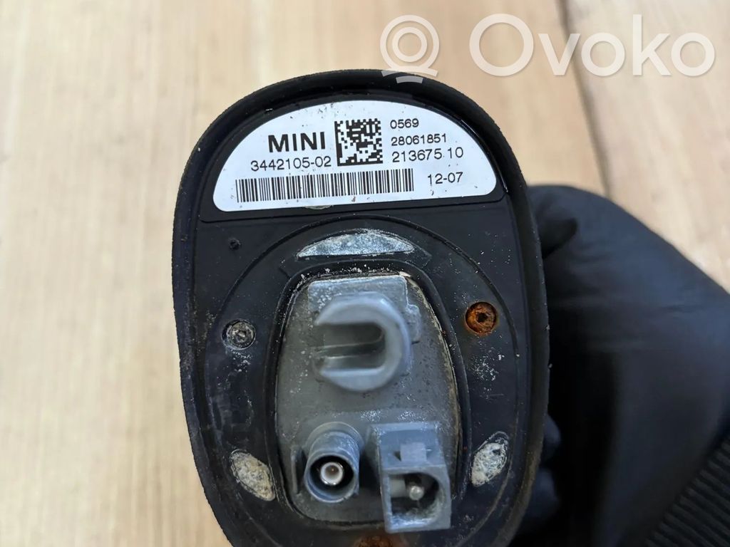 Mini One - Cooper Coupe R56 GPS-pystyantenni 