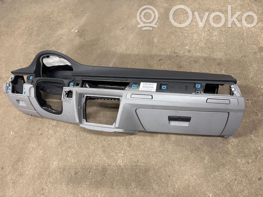 BMW 3 E90 E91 Dashboard 