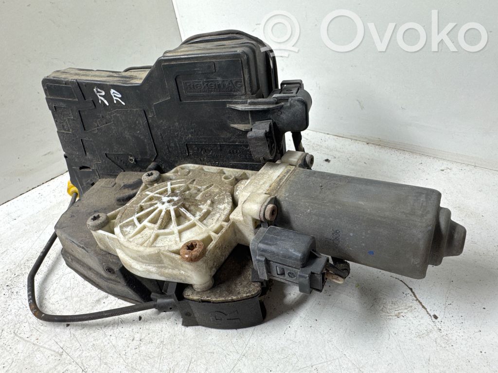 BMW 7 E65 E66 Aizmugurē slēdzene 