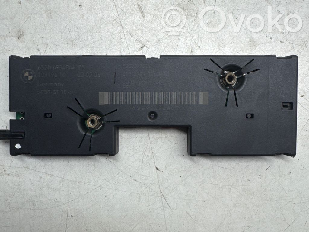 BMW 3 E90 E91 Antenos stiprintuvas 