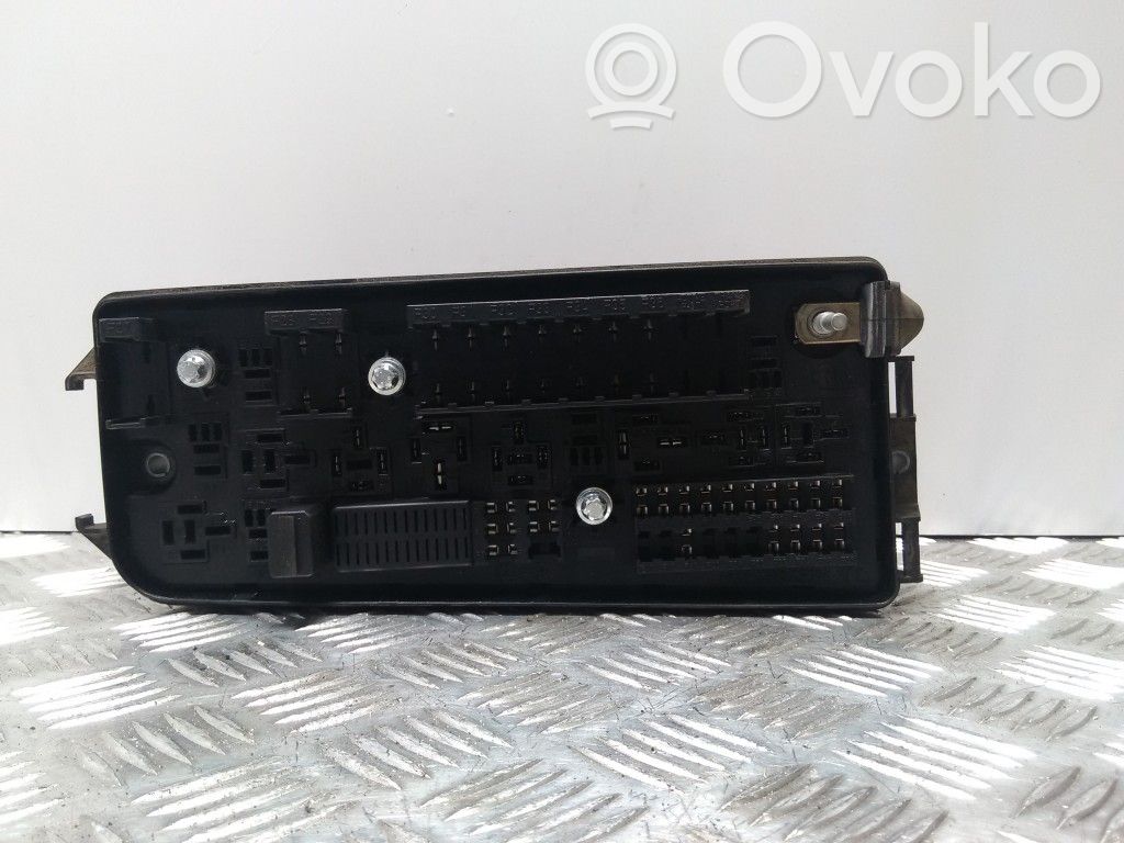 Opel Vectra C Módulo de fusible 