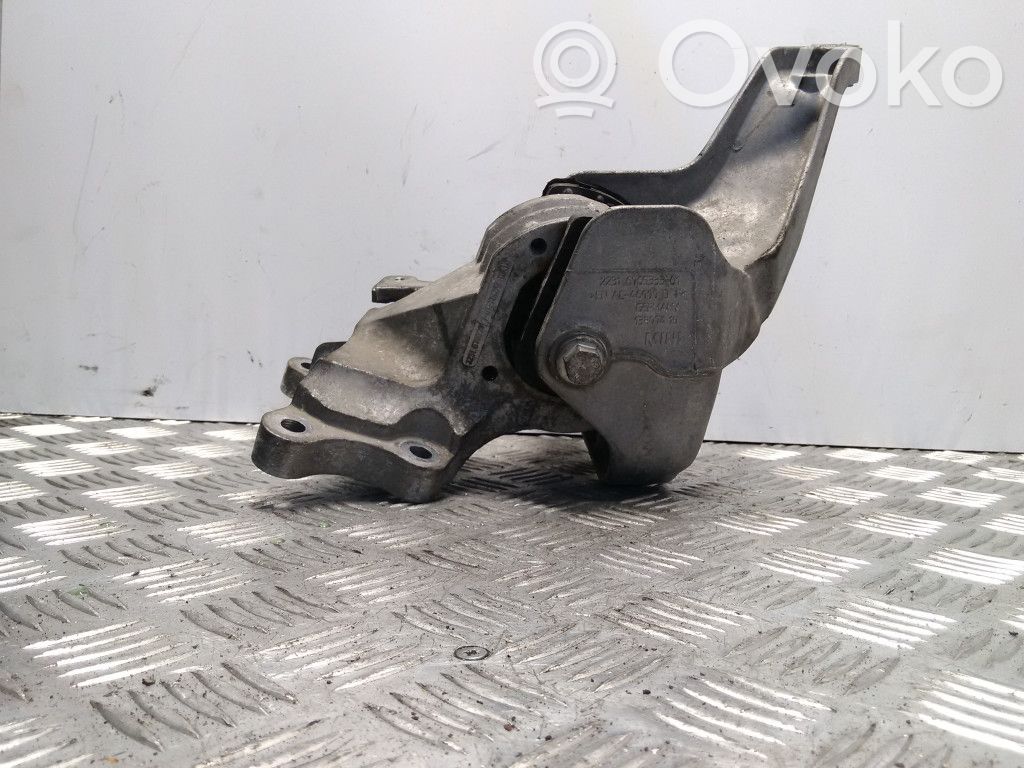 Mini One - Cooper Cabrio R52 Engine mount bracket 