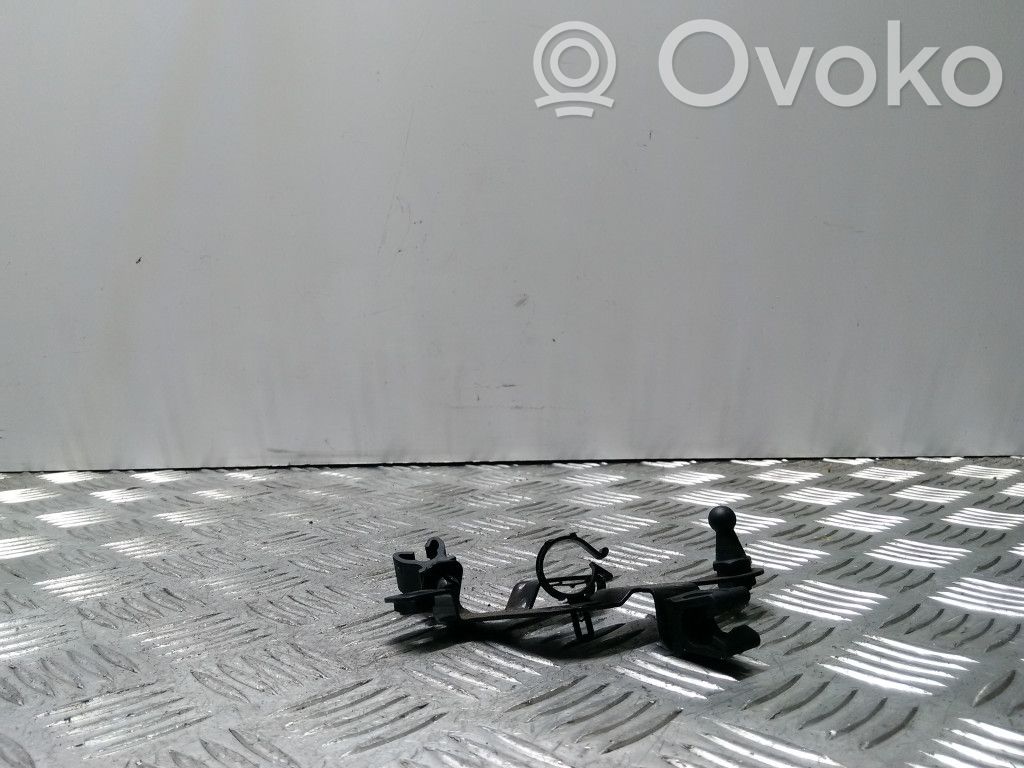 Other engine part   G4D39B303DC