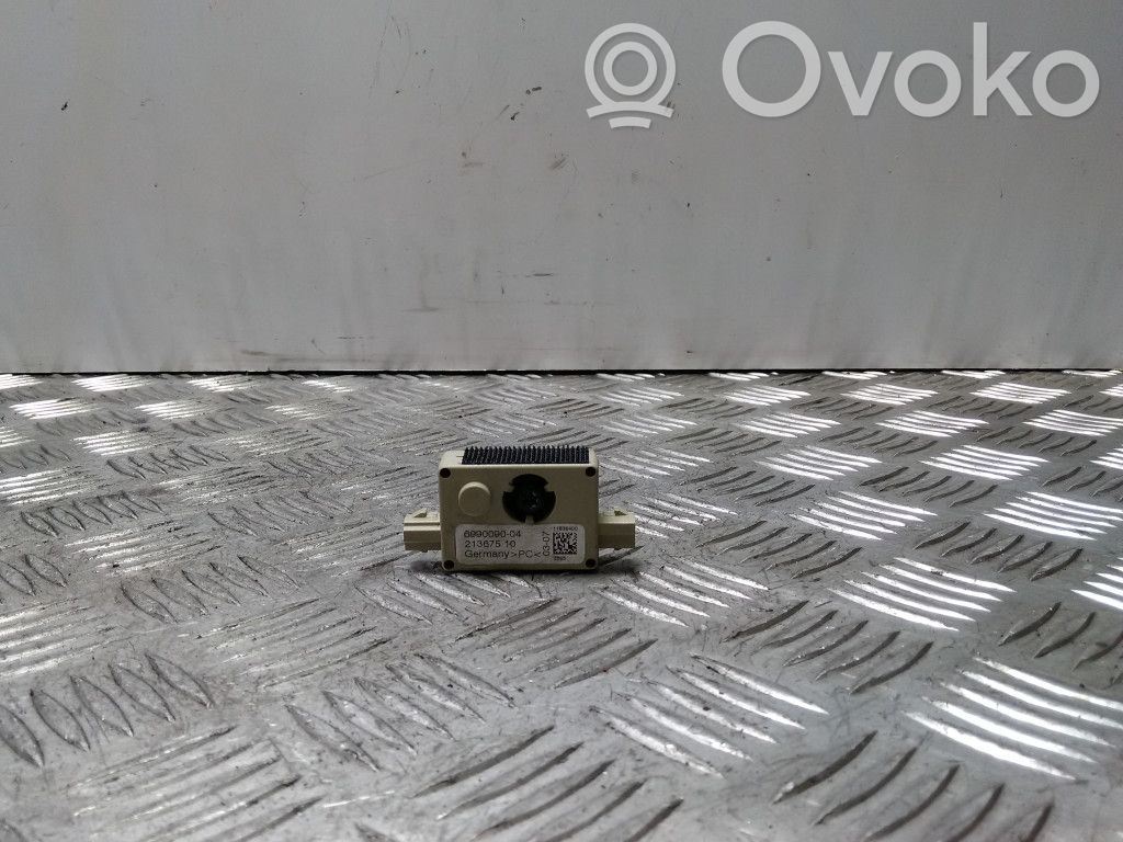 BMW 5 E60 E61 Antenos stiprintuvas 
