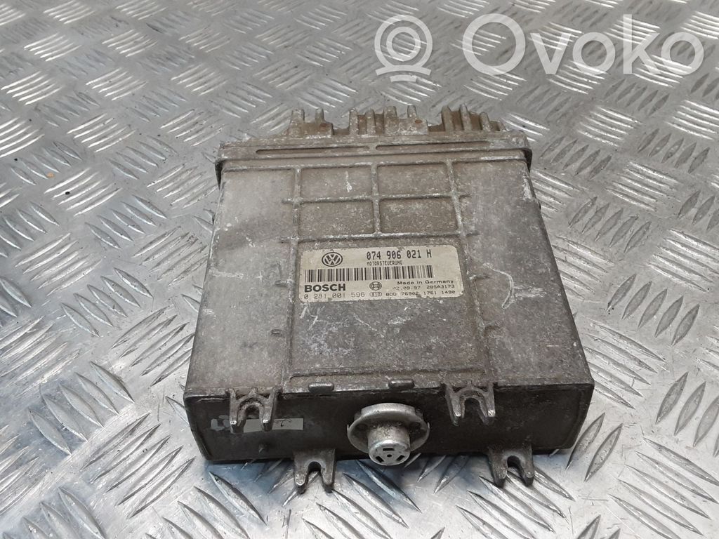 Volkswagen II LT Engine control unit/module 