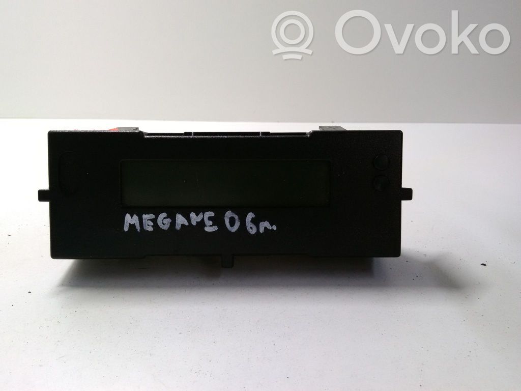 Renault Megane II Clock 