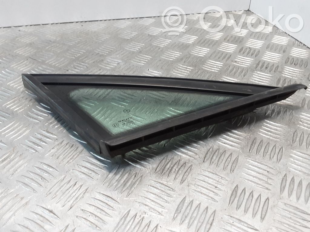 Seat Altea Front triangle window/glass 