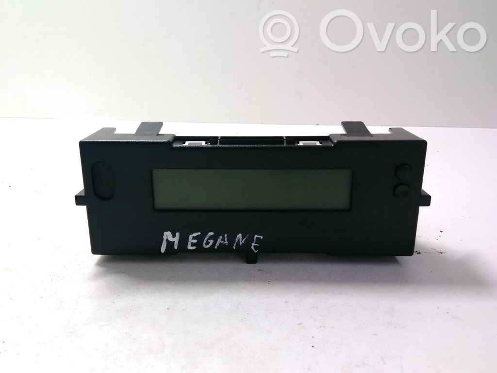 Renault Megane II Screen/display/small screen 