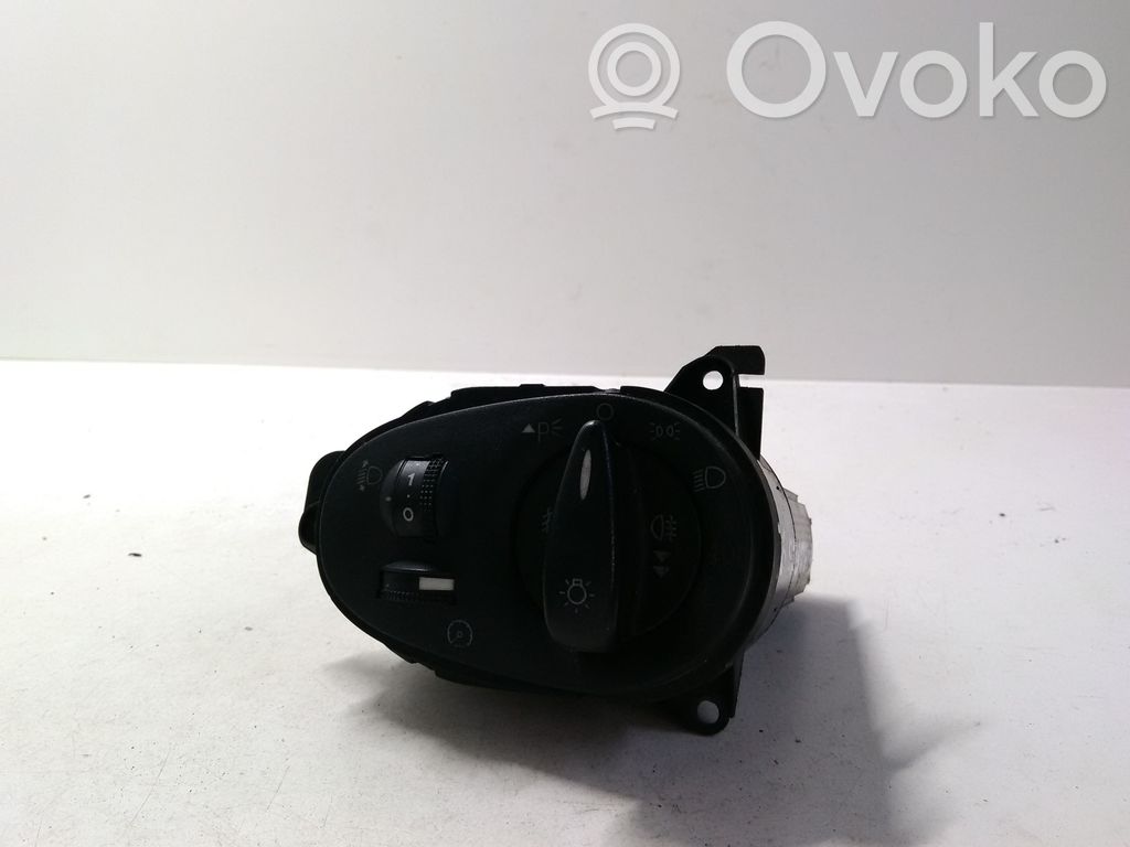 Ford Focus Light switch 