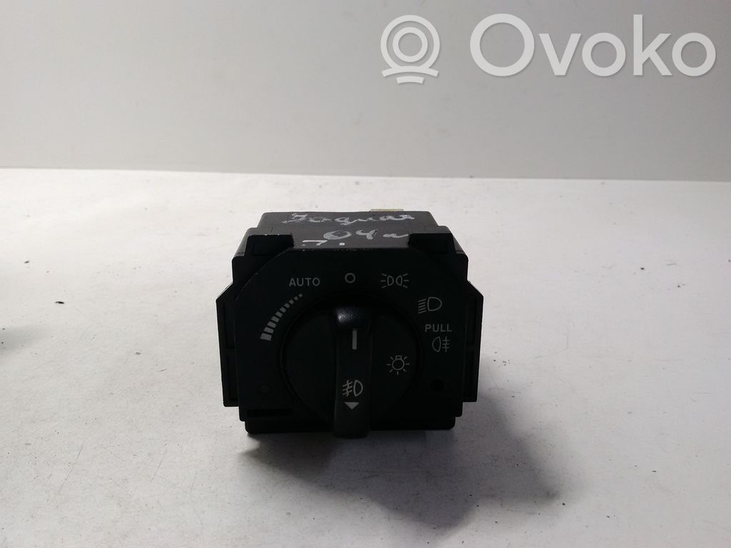 Jaguar S-Type Light switch 