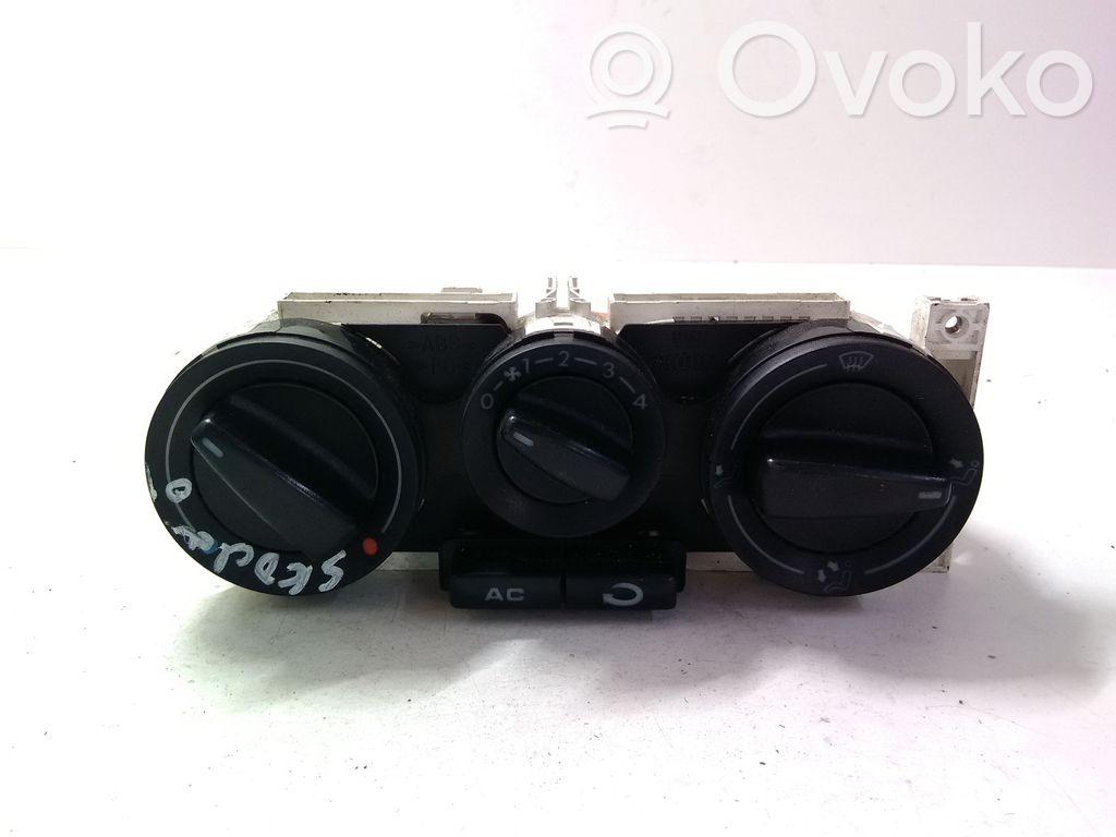 Skoda Octavia Mk1 (1U) Climate control unit 