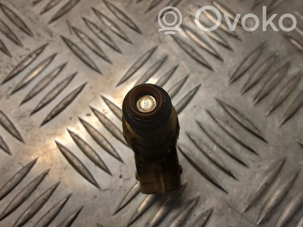 Ford Focus Fuel injector 