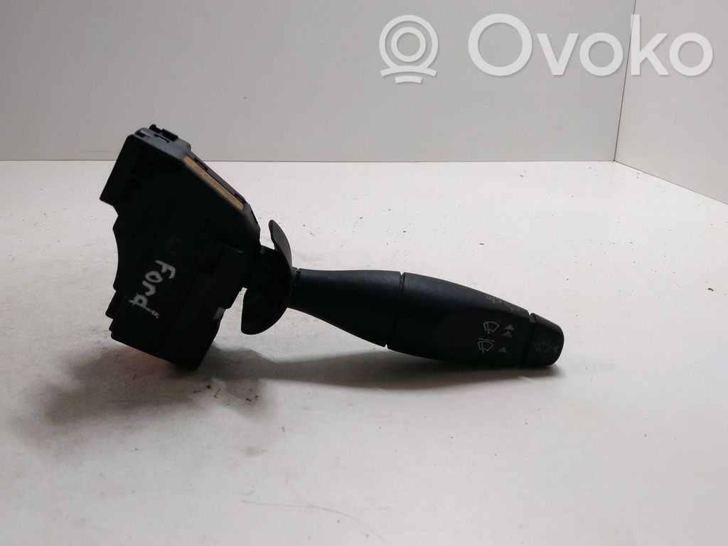 Pyyhkijän vipu   98AG17A553CC