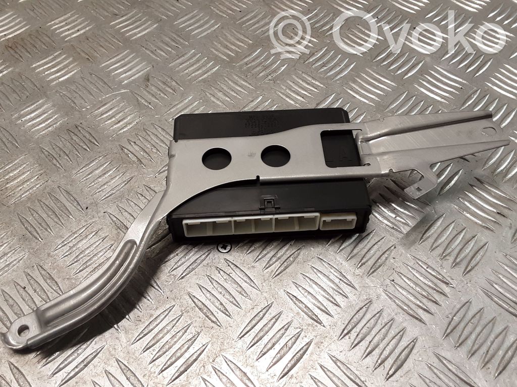 Lexus LS 460 - 600H Door control unit/module 