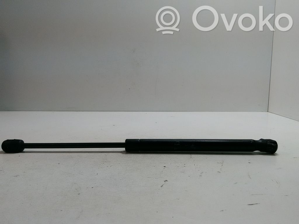 Volkswagen PASSAT B6 Tailgate/trunk strut/damper 