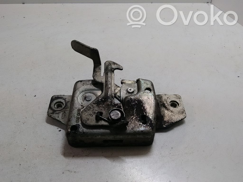 Renault Clio III Dzinēja pārsega slēdzene 