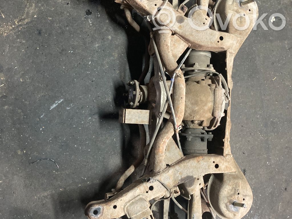 Mitsubishi Pajero Galinis tiltas su reduktoriumi 