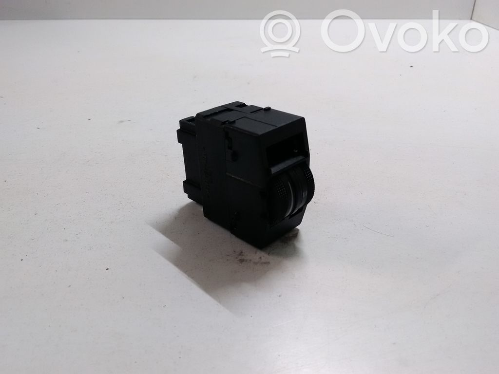 Audi A3 S3 8L Headlight level height control switch 