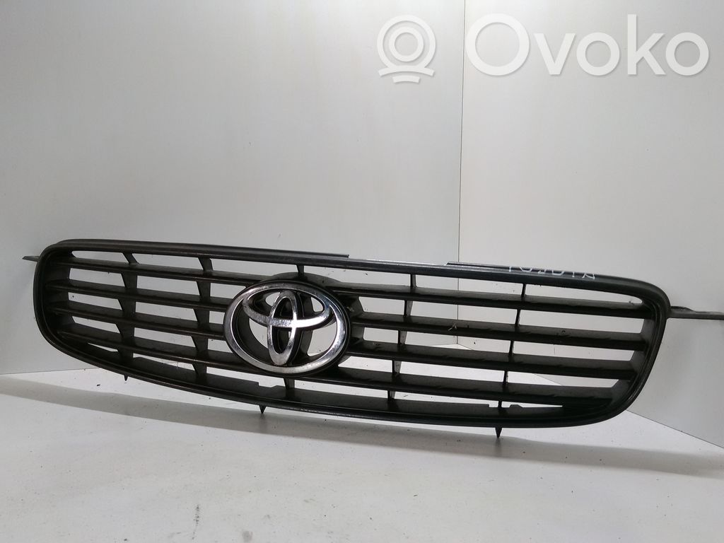 Toyota Corolla E110 Etusäleikkö 