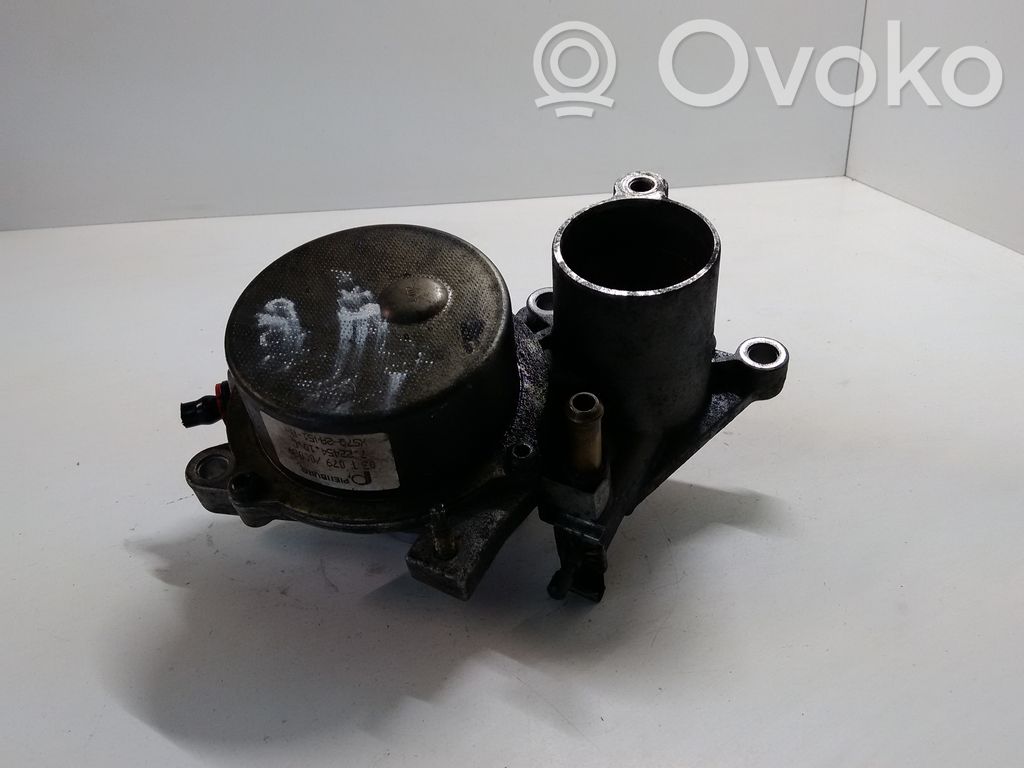 Ford Mondeo Mk III Vakuumo pompa 