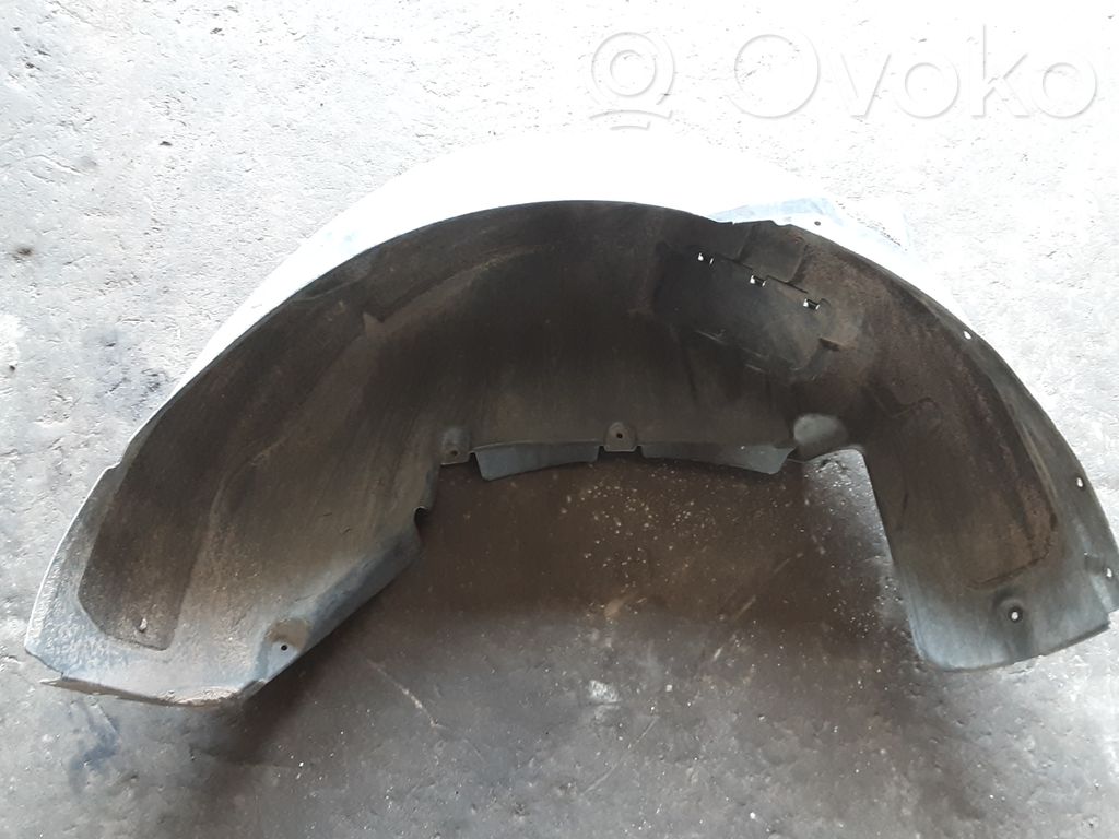 BMW 5 E60 E61 Aizmugurējais apakšspārns 