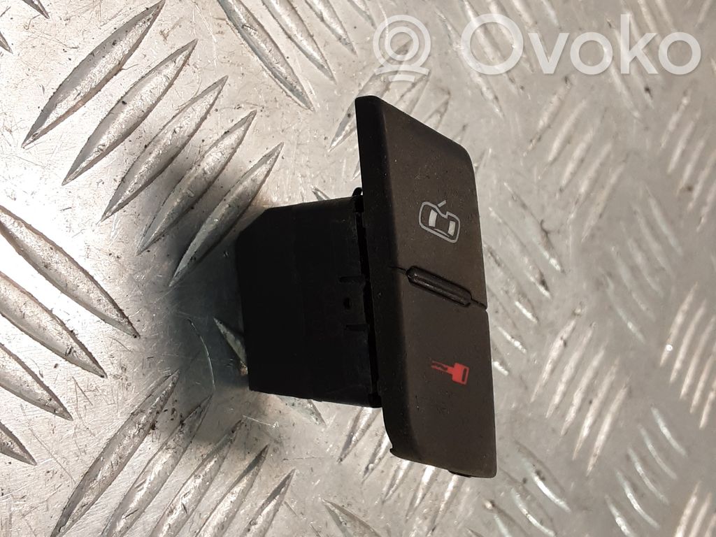 Audi A4 S4 B6 8E 8H Central locking switch button 