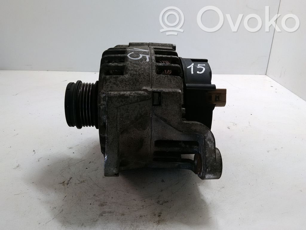 Audi A4 S4 B5 8D Generatorius 