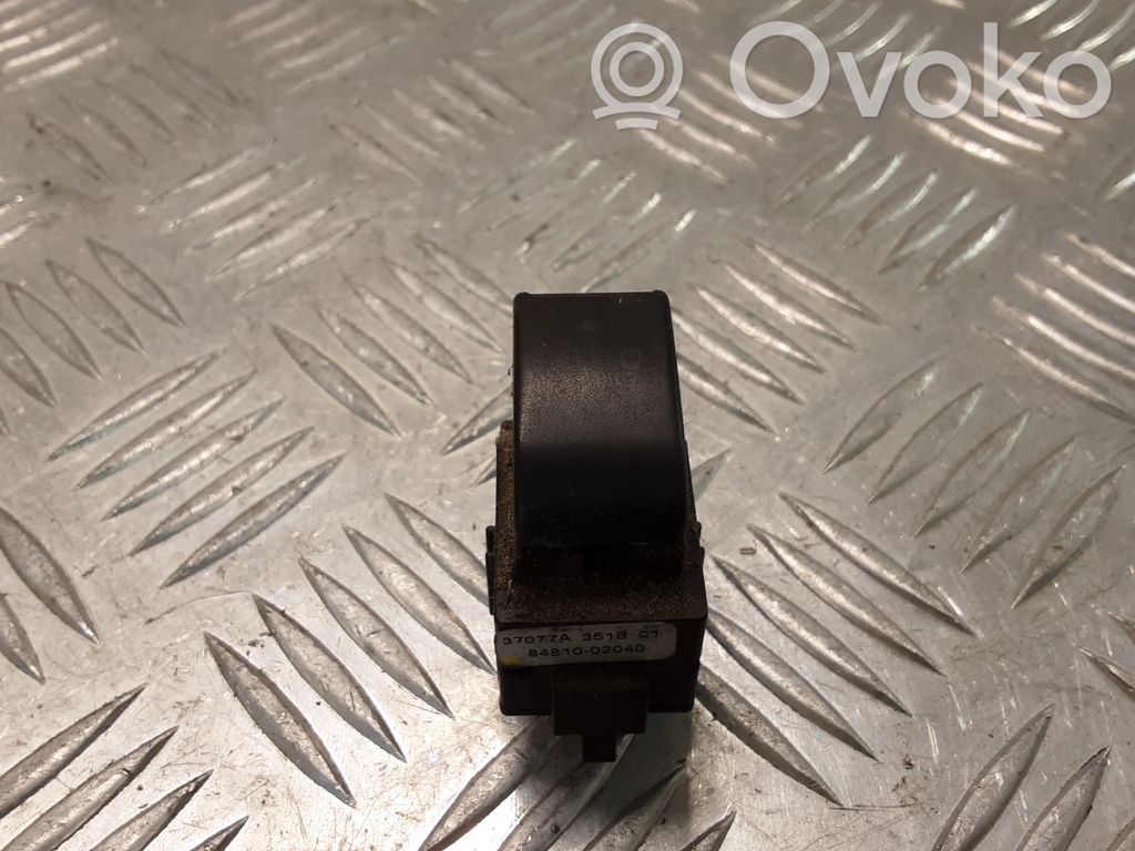 Toyota Corolla E110 Electric window control switch 