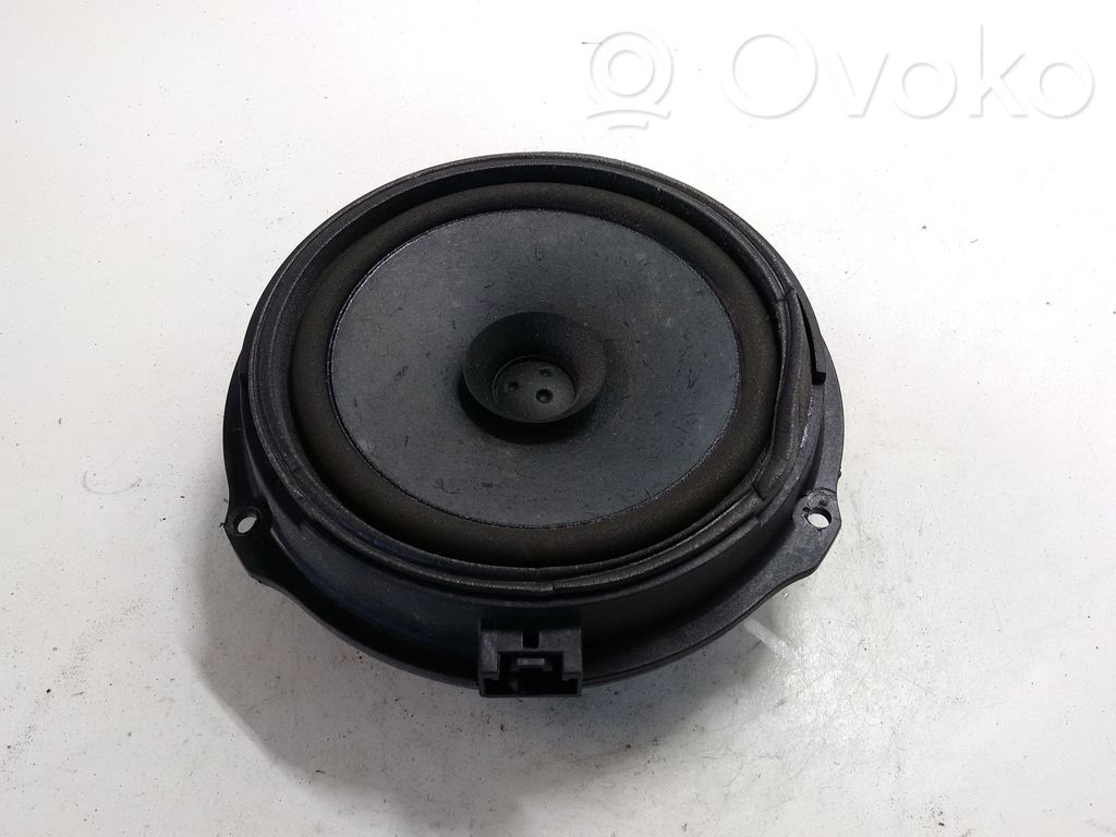 Ford Focus Altavoz de la puerta delantera 