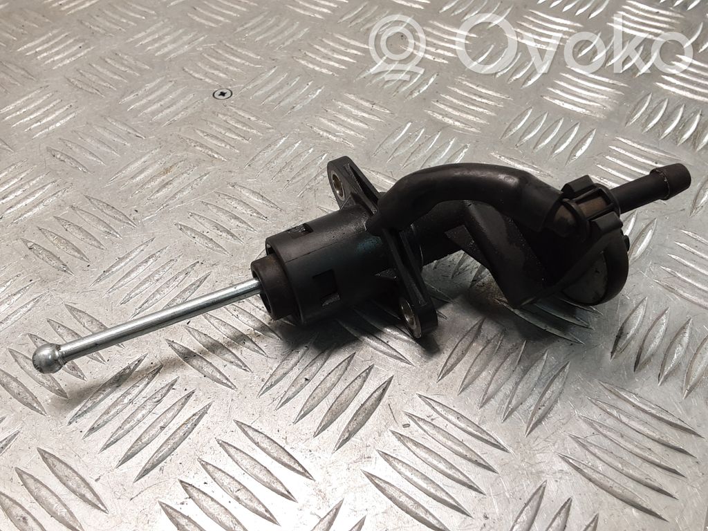 Audi A4 S4 B7 8E 8H Kytkimen pääsylinteri 